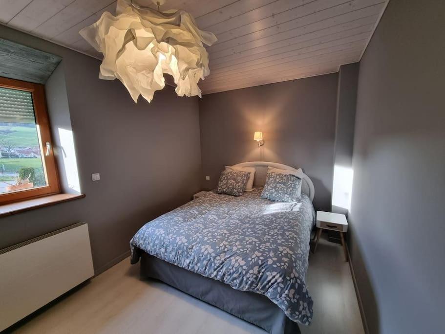 Logement Dans Maison + Exterieur Orchamps-Vennes ภายนอก รูปภาพ