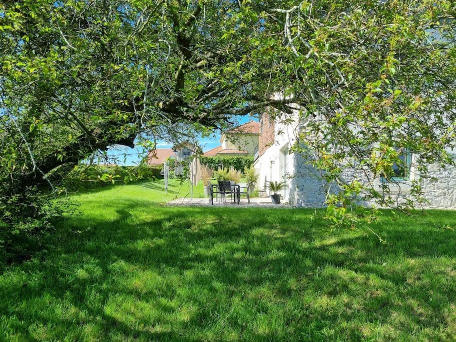 Logement Dans Maison + Exterieur Orchamps-Vennes ภายนอก รูปภาพ